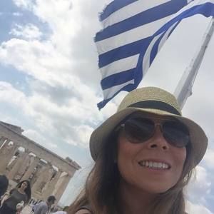 Meet your Posher, Laura